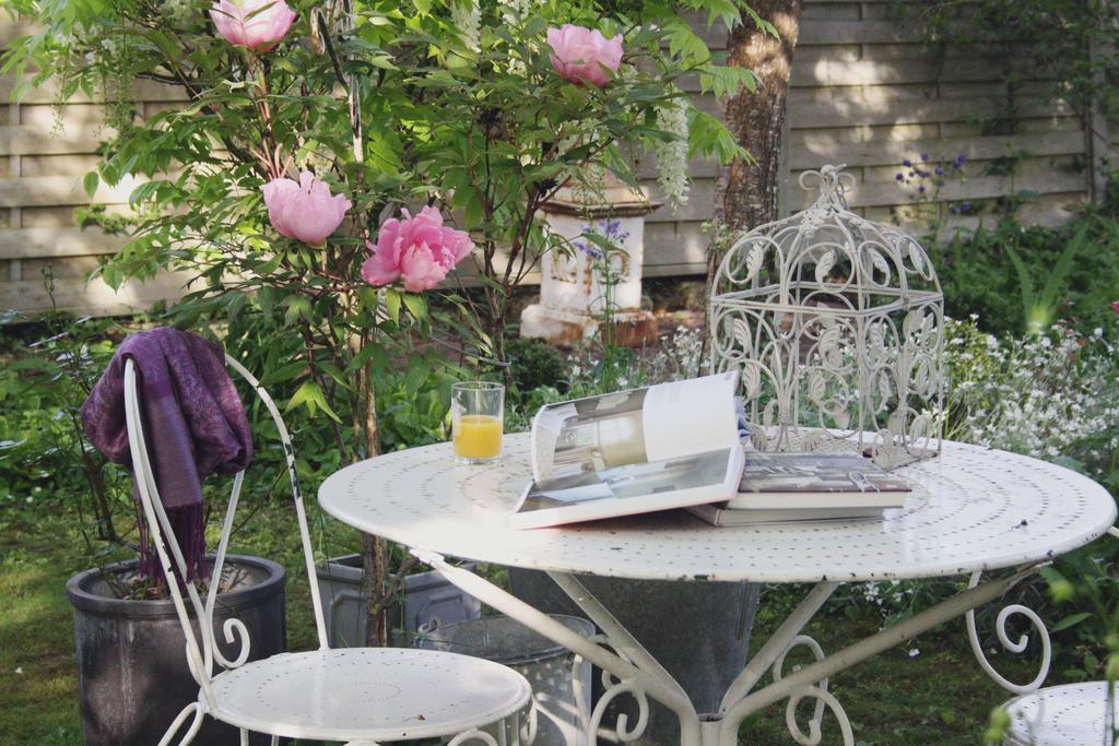 Le Bonheur A La Campagne Bed & Breakfast Lesmont Bagian luar foto