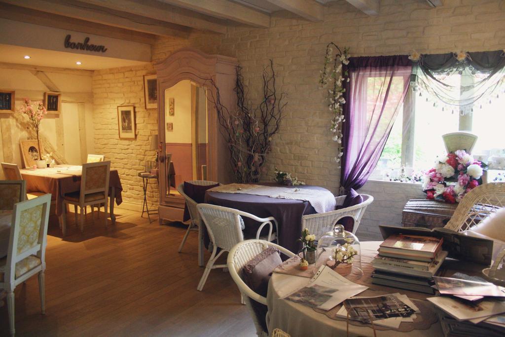 Le Bonheur A La Campagne Bed & Breakfast Lesmont Bagian luar foto