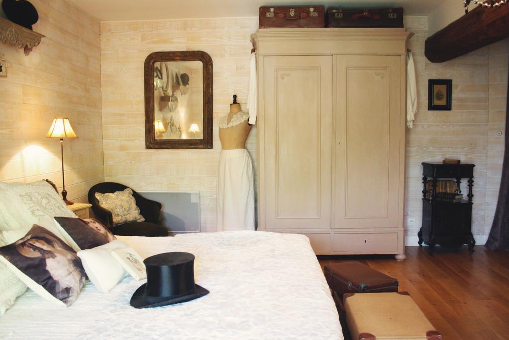 Le Bonheur A La Campagne Bed & Breakfast Lesmont Bagian luar foto