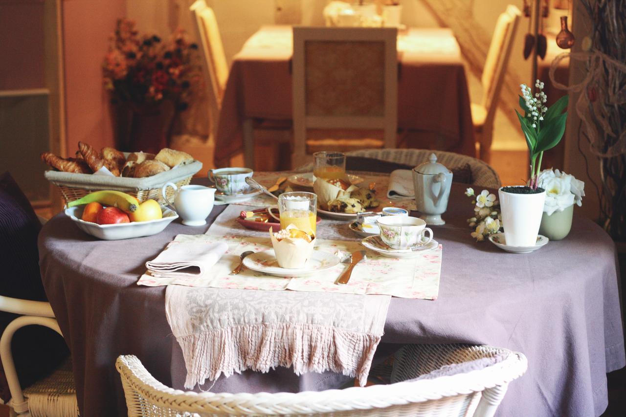 Le Bonheur A La Campagne Bed & Breakfast Lesmont Bagian luar foto