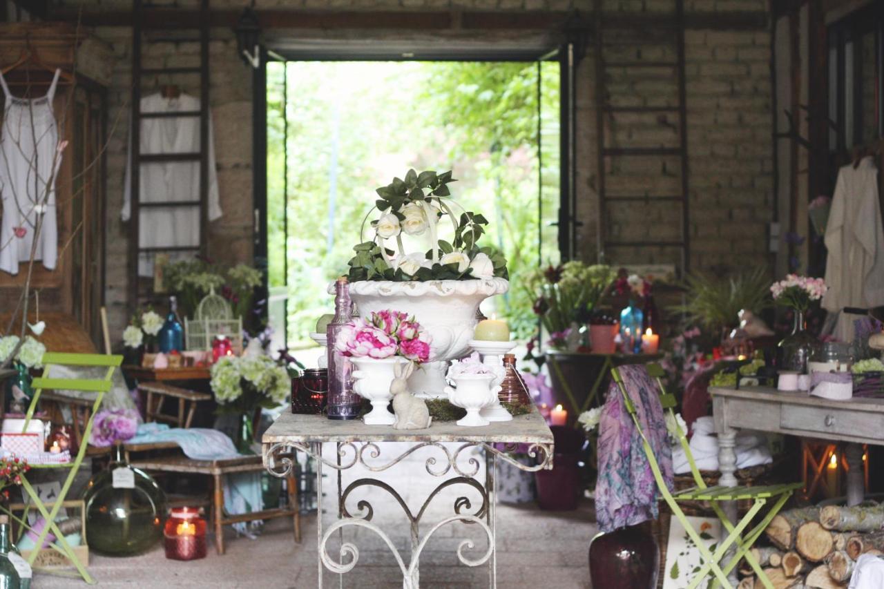 Le Bonheur A La Campagne Bed & Breakfast Lesmont Bagian luar foto